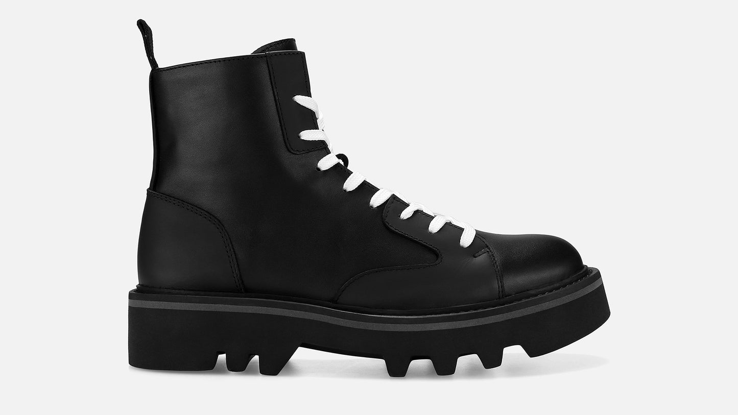 JOCAST Leather Boots - Black